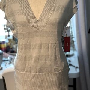 NWT Silvery Metallic /Grey V Front Banded Bottom Side Buttons XL Top sale